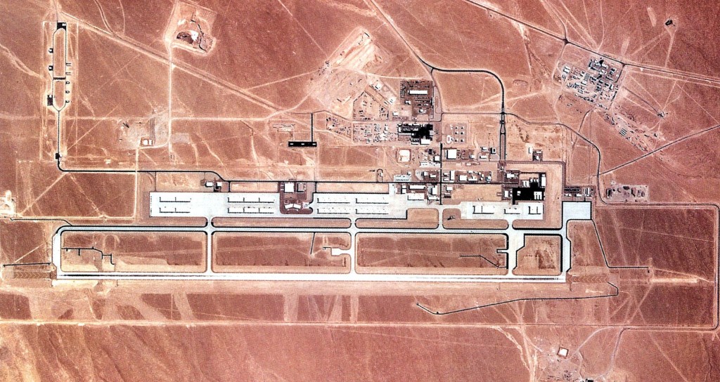 Tonopah_Test_Range_Airport_-_1990