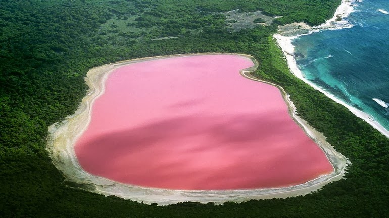 Lake Hillier, Australia