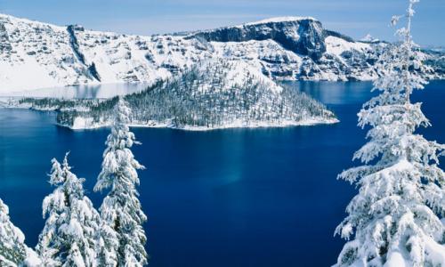 10.8895_9975_Crater_Lake_National_Park_Winter_md