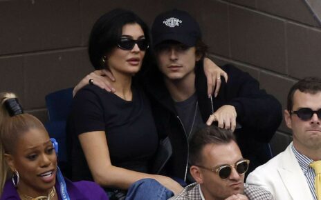 19_-Kylie-Jenner-and-Timothee-Chalamets-Love-Story_-A-Sneak-Peek-into-Their-Growing-Romance-1