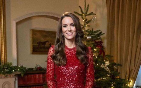 26_-Kate-Middletons-Touching-Christmas-Message-on-26_-Family-and-New-Beginnings