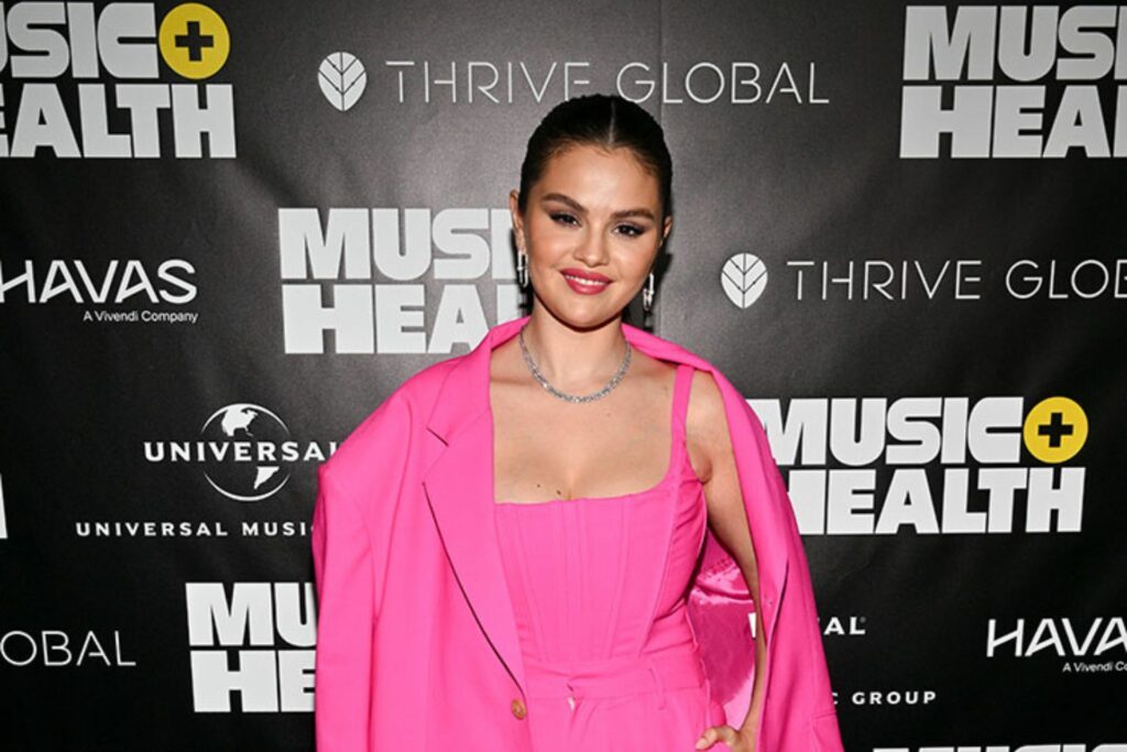 37_-Selena-Gomez-Drops-Hints-About-Her-Final-Album-Is-This-the-End-of-an-Era