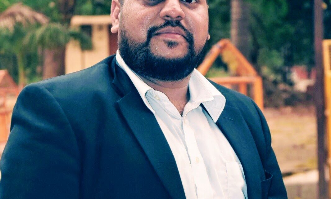 Roopenshu Pratap Singh, Top litigation lawyer in Delhi , Best criminal defense lawyer India, Startup legal services Gurgaon, Corporate law firm in India ,