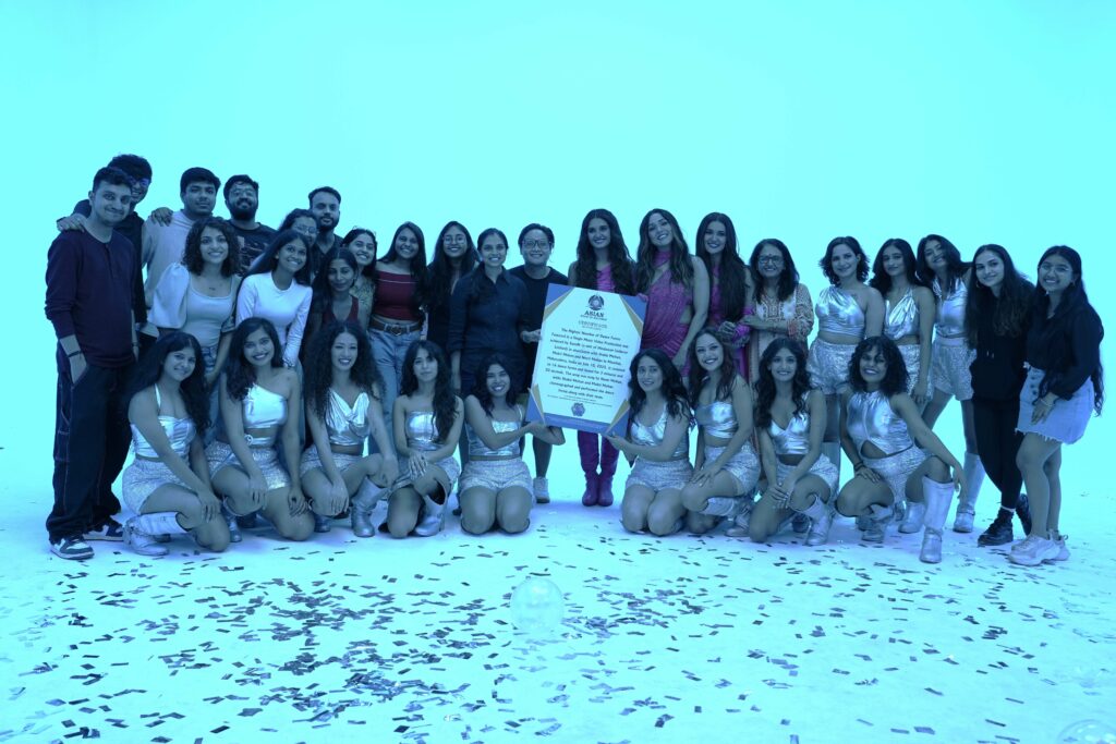 #AsianBookOfRecords #SunsilkCelebrates #NachdiKudi #SunsilkXMohansisters #BounceWithSunsilk #Bouncenatyam #BoldWithSunsilk #SisterhoodInStyle #DanceOfConfidence #Sunsilk